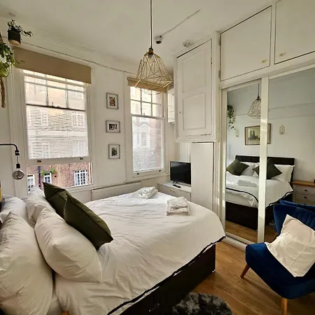 Modern Flat In Victorian West Kensington Mansion Apartment London Exterior photo